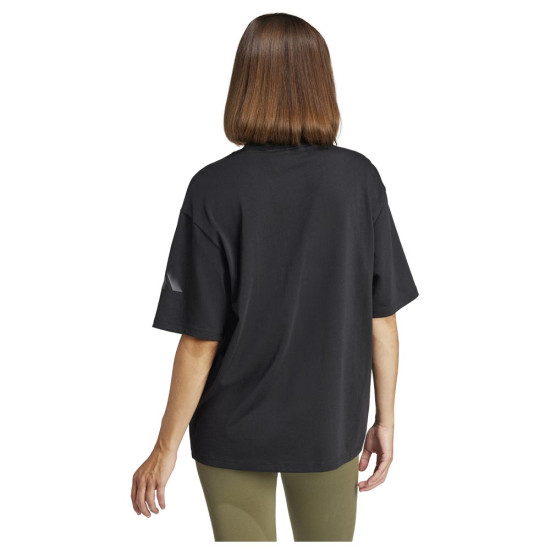 Adidas Γυναικεία κοντομάνικη μπλούζα Essentials Single Jersey Boyfriend Tee Adidas Γυναικεία κοντομάνικη μπλούζα Essentials Single Jersey Boyfriend Tee